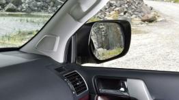 Toyota Land Cruiser 2.8 D-4D (2016) - inny element wnętrza z przodu