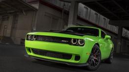 Dodge Challenger SRT Hellcat (2015) - widok z przodu