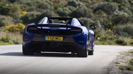 McLaren 650S Spider (2014) - widok z tyłu