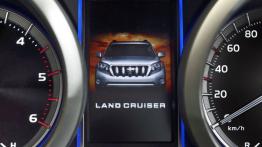 Toyota Land Cruiser 2.8 D-4D (2016) - zestaw wskaźników
