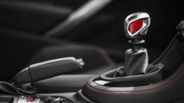 Peugeot RCZ R (2013) - hamulec ręczny