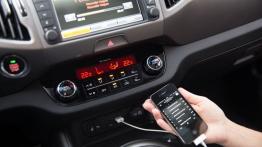 Kia Sportage III Facelifting (2014) - panel sterowania wentylacją i nawiewem