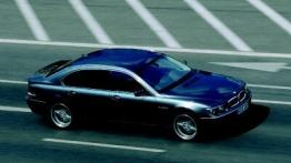 BMW Seria 7 - prawy bok