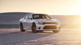 Dodge Charger SRT Hellcat (2015) - widok z przodu