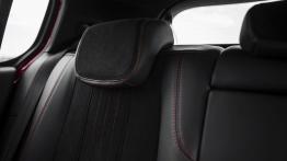 Peugeot 308 II Hatchback GTi (2016) - zagłówek tylnej kanapy