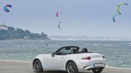 Mazda MX-5 IV White (2015) - widok z tyłu