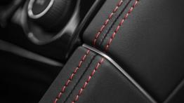 Peugeot RCZ R (2013) - konsola środkowa
