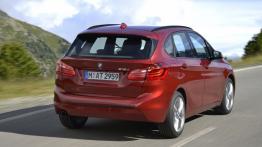 BMW 218d Active Tourer (2014) - widok z tyłu