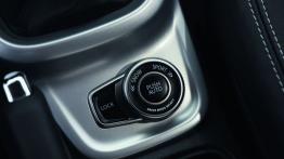 Suzuki Vitara 2015 - panel sterowania na tunelu środkowym