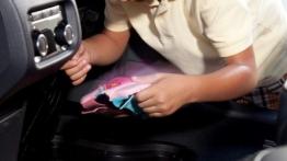 Seat Alhambra 2011 - schowek po stronie pasażera