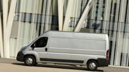 Fiat Ducato III Facelifting Furgon (2014) - lewy bok