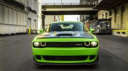 Dodge Challenger SRT Hellcat (2015) - widok z przodu
