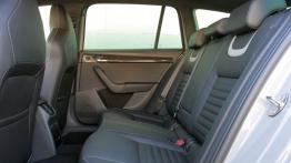 Skoda Octavia III RS Kombi 2.0 TDI (2013) - tylna kanapa