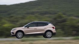 Seat Arona (2017) - lewy bok