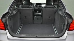 BMW 335i Gran Turismo M Sport Package (2014) - tylna kanapa złożona, widok z bagażnika