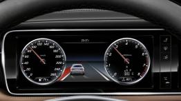 Mercedes klasy S Coupe (2014) - zestaw wskaźników