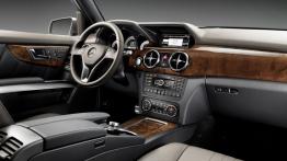 Mercedes GLK Facelifting - kokpit
