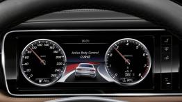 Mercedes klasy S Coupe (2014) - zestaw wskaźników