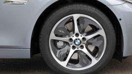 BMW serii 5 ActiveHybrid - koło