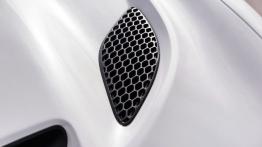 Dodge Charger SRT Hellcat (2015) - wlot powietrza w masce