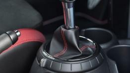 Mini John Cooper Works 2015 - dźwignia zmiany biegów