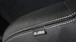 Nissan Micra K13 Facelifting (2013) - fotel kierowcy, widok z przodu