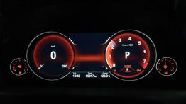 BMW serii 5 Gran Turismo F07 Facelifting (2014) - zestaw wskaźników