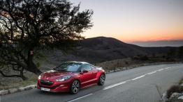 Peugeot RCZ R (2013) - widok z przodu