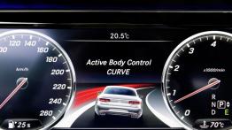 Mercedes klasy S Coupe (2014) - komputer pokładowy