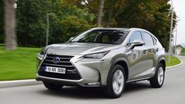 Lexus NX 300h (2014) - widok z przodu