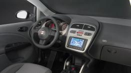 Seat Toledo III - kokpit