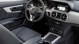 Mercedes GLK Facelifting - kokpit