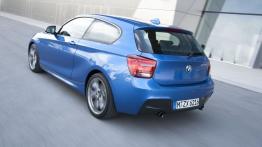 BMW M135i - lewy bok