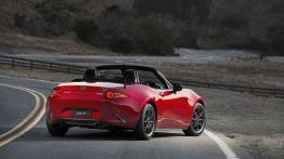 Mazda MX-5 IV (2015) - widok z tyłu