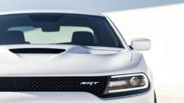 Dodge Charger SRT Hellcat (2015) - lewy przedni reflektor - włączony