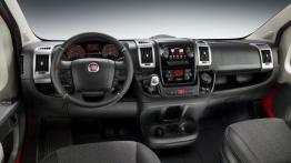 Fiat Ducato III Facelifting Furgon (2014) - pełny panel przedni