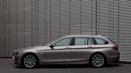 BMW Seria 5 F11 - lewy bok