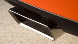 Dodge Challenger SRT8 - rura wydechowa