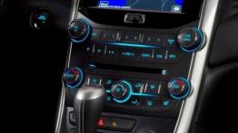 Chevrolet Malibu 2013 - konsola środkowa