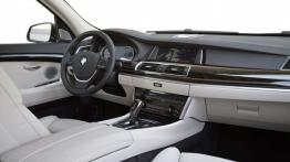 BMW serii 5 Gran Turismo F07 Facelifting (2014) - pełny panel przedni