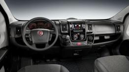 Fiat Ducato III Facelifting Furgon (2014) - pełny panel przedni