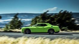Dodge Challenger SRT Hellcat (2015) - lewy bok