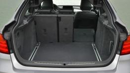 BMW 335i Gran Turismo M Sport Package (2014) - tylna kanapa złożona, widok z bagażnika