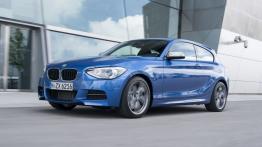 BMW M135i - lewy bok