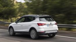 Seat Arona (2017) - widok z tyłu