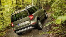 Skoda Yeti Facelifting (2014) - widok z tyłu