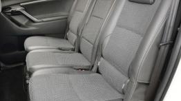 Toyota Verso Facelifting - tylna kanapa