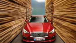 Infiniti Q50 2.0 Turbo (2014) - widok z przodu
