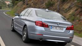BMW serii 5 ActiveHybrid - widok z tyłu