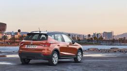 Seat Arona (2017) - widok z tyłu